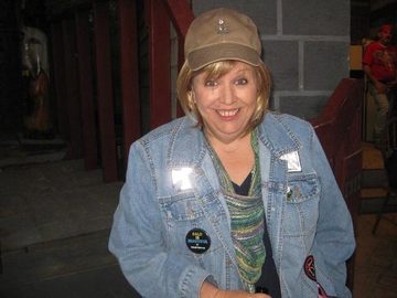 Look-C- I got my wig back