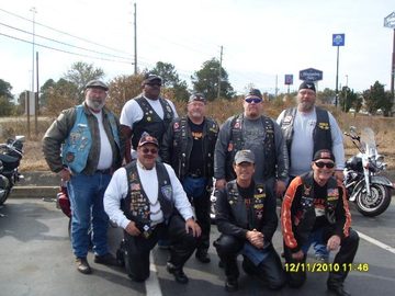 top left to the right-C- Don blue nights-C- Tom Blue Nights-C- CarThief NoRulesRiders-C- RAINZ NoRulesRiders-C-BIKERMIKE NoRUlesRIders-C- Front row starting from the left Steve Blue Night  -C-TROOPER NoRulesRiders-C- Luwise NoRUlesRiders.