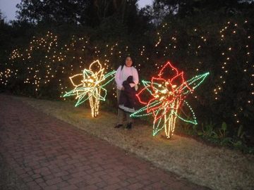 RAINZ AND HOT PEPPER SEENING THE LIGHTS! at Bellingrath Gardens in Theodore! on 12/22/2010