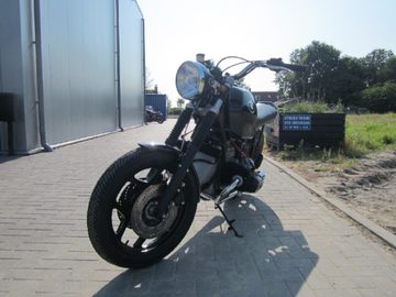 Build off Cafe Racer