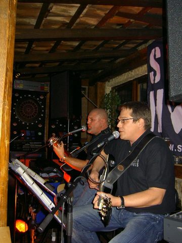 musicgroup //second hands//