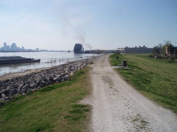 New Orleans: overlooking the mighty Mississippi
